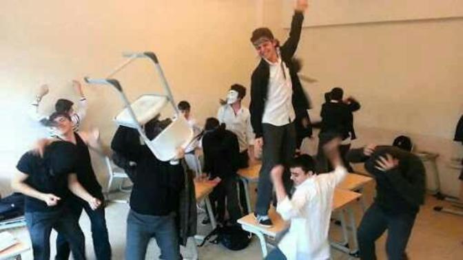 Lisede nasıl  bir  öğrenciydin? ( şu an lisede olanlarda yazabilir )?