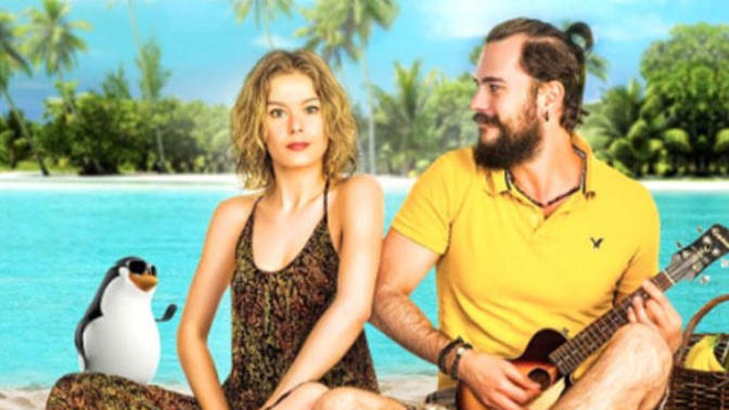 Aşk, uyuyan sevgilini izlerken huzur bulmak değil midir?