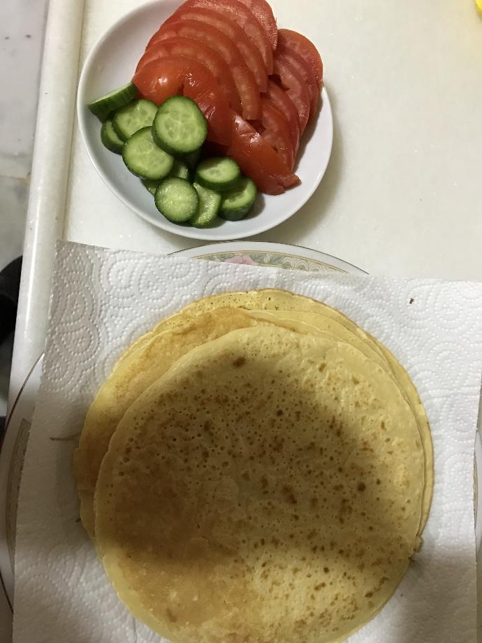 Acıktınız mı gelin krep ısmarlayım size anne elinden?