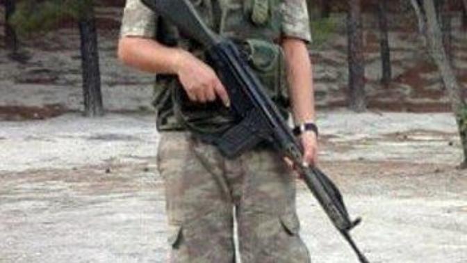 Arkadaşlar Askermi Polismi?
