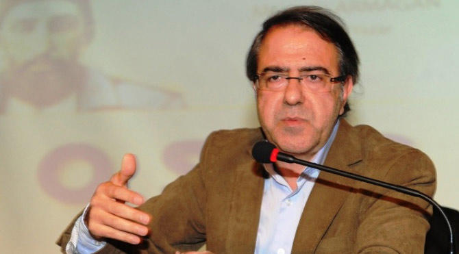 Mustafa Armağan kimdir ve sizce nasıl bir tarihçidir?