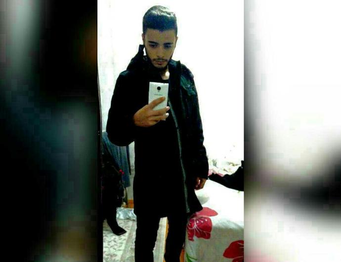 Kissing prank(öpüşme cezalı oyun) yapıcam tutar mı ??