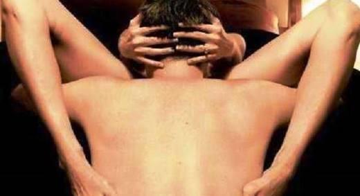 Kızlar, sizin tercih ettiğiniz oral seks pozisyonları hangileri?
