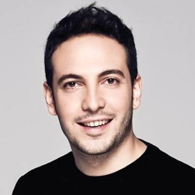Geniş alınlı erkekleri beğenir misiniz ?