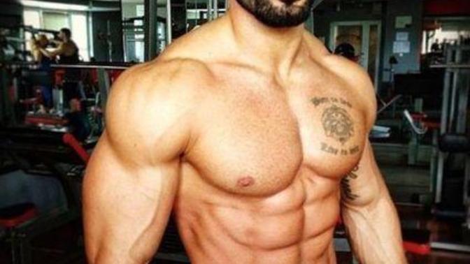 Kızlar kaslı mı 💪💪 Fit mi 💪💪Göbekli mi istersiniz👍😂😂 ?