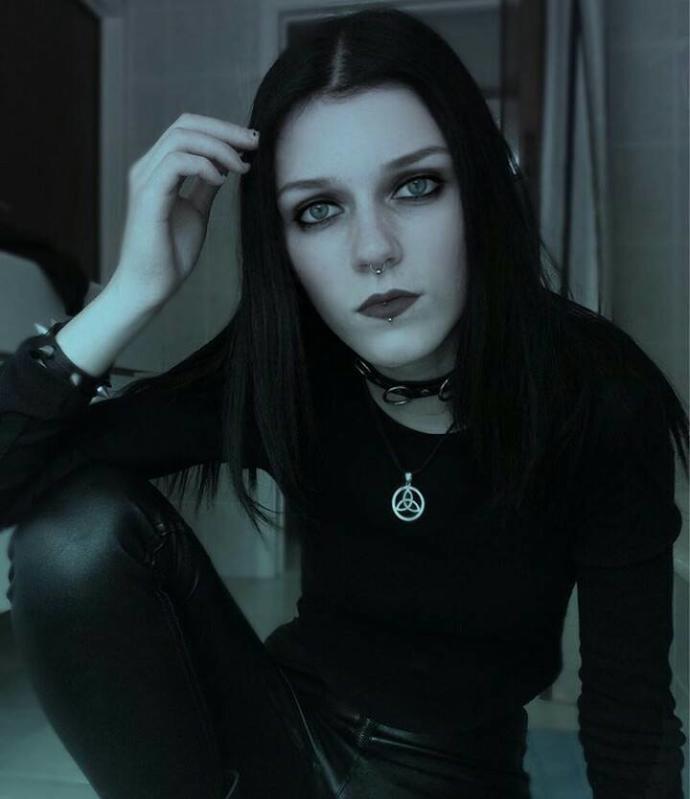 Çocuğunuz black metalci olsa napardınız?