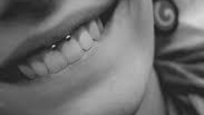 Smiley piercing hakkında ne düşünüyorsunuz?