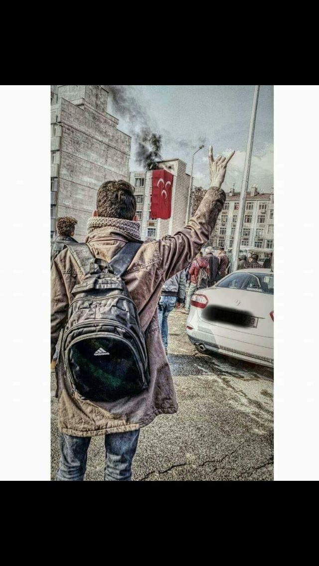 Biz kırmızı başlıklı kızın masalında bile KURT'dan yanayız? ‼️🇹🇷🇹🇷🇹🇷🤘🤘?
