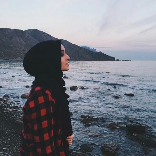 Sizce bu kız güzel mi, tarzı nasıl? (böyle sevgili ister miydiniz) ?