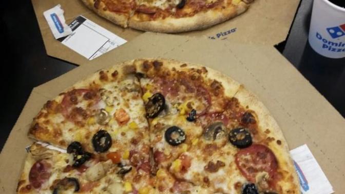 Fakirlerde pizza yer mi sizce?