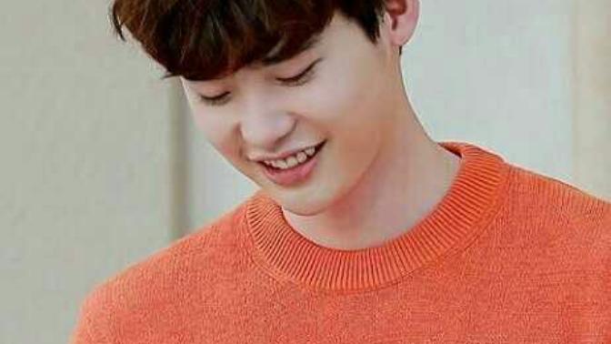 LEE, JONG SUK NEDEN BU KADAR YAKIŞIKLI?
