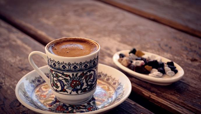 Çay mı? Kahve mi? Hangisi olmazsa olmazınız?