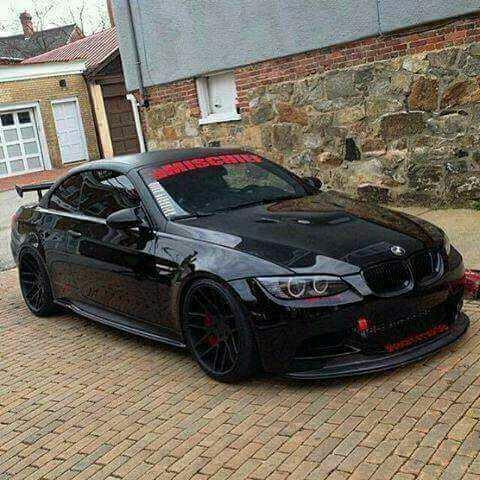 Tek aşk BMW dir bana katılan varmı??