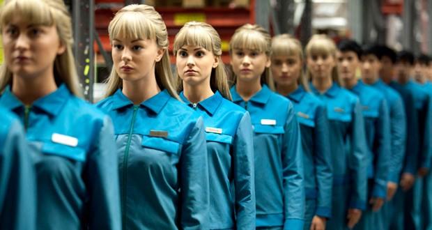 2050 yılında robot ile insan evlenebilecekmiş! Robot eş ister miydiniz?