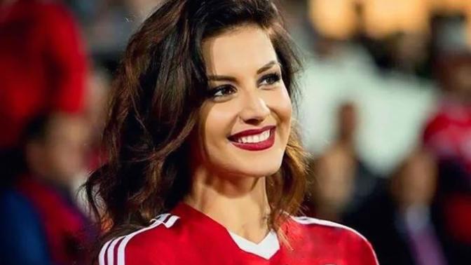 Futboldan anlayan, maç izleyen kız çekici midir?