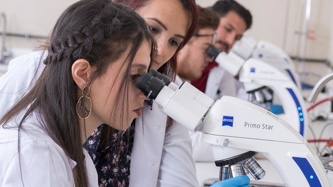 Patoloji laboratuvar teknikleri nasıl olunur? 