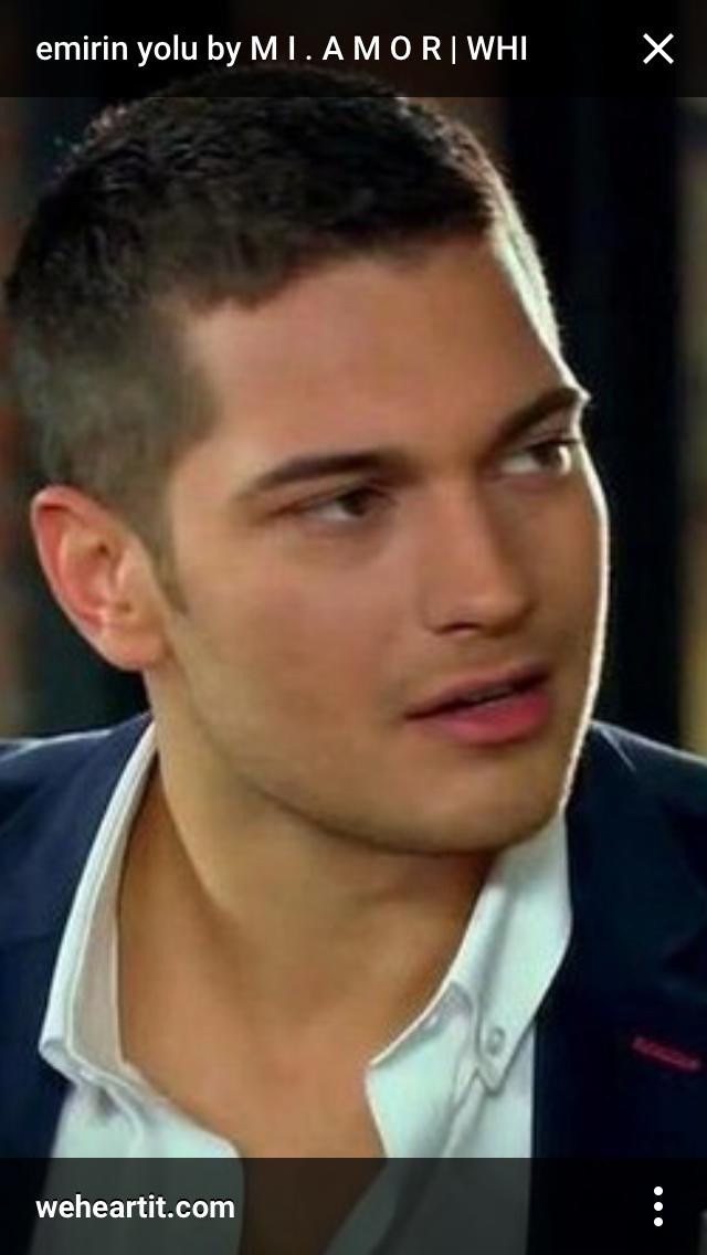 Çağatay ulusoy çok yakışıklı mı burak özçivit mi daha yakışıklı çağatay mı?