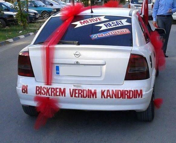 Gelin arabası sözleri nasıl?