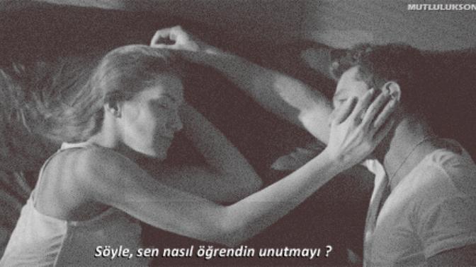 Birini unutmak için önce akılda mı bitirmeli, yoksa kalpte mi?