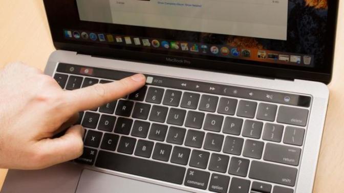 2016 Son Model MacBook Pro Kullananlar Var Mı?