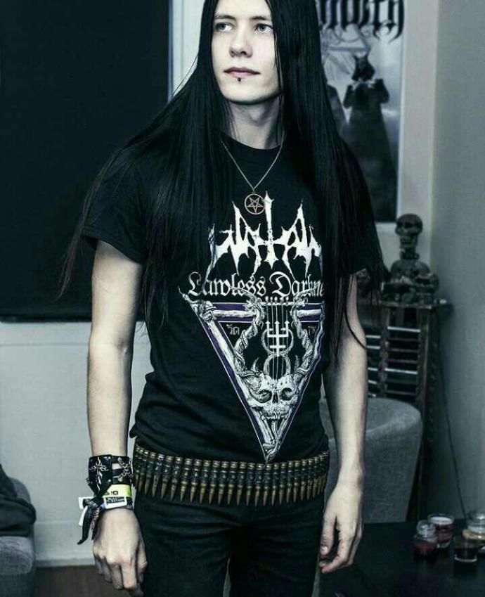 black metal & goth tarzı nasıl??