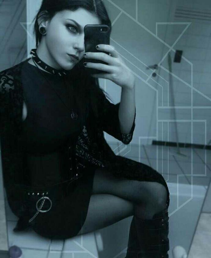black metal & goth tarzı nasıl??