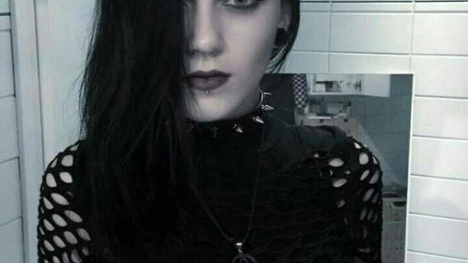Black metal & goth tarzı nasıl?