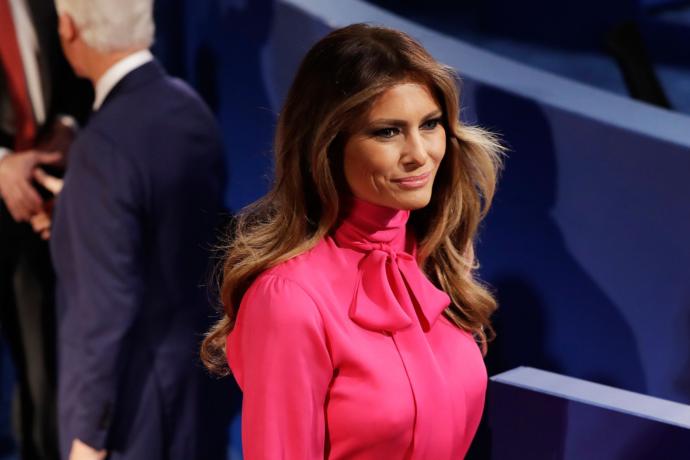 ’Pussy Bow’ tarzı elbise giyer miydiniz? Böyle bir moda akımı hakkındaki düşünceniz nedir?