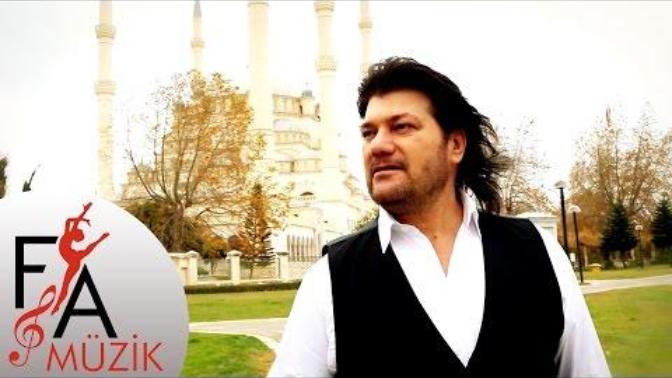 Ahmet Şafak - Ayyıldız Kolye yeni çıkan şarkısını dinlediniz mi?