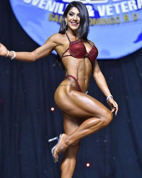Beyler bayanlar sizce bu Türk Hatun nasıl?