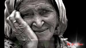 "Eller kadir kıymet bilmiyor annem, senin kadar kimse sevmiyor annem" Bu söz sizce ne kadar doğru?