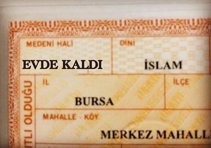Bugün Dünya Evde Kalmışlar Günü!  Birbirimize sarılarak kutlayalım mı?