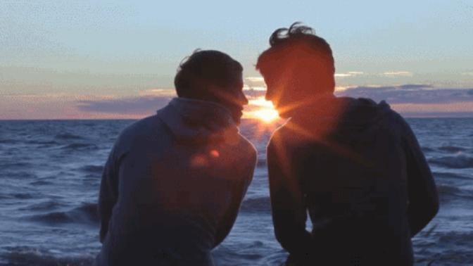 Gay erkekler, nasıl erkeklerden hoşlanıyorsunuz?