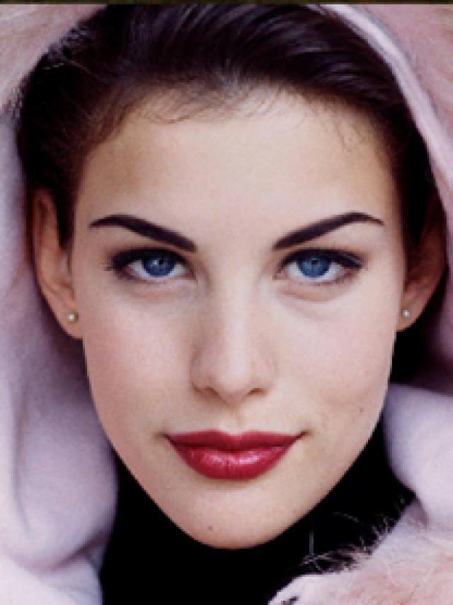 Monica Belluci mi?Liv Tyler mı?