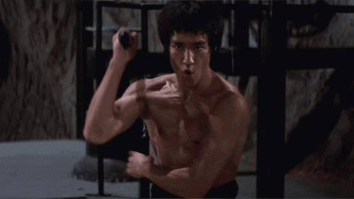Sizce Bruce Lee yakışıklı mı?