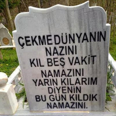 mezar taşınıza ne yazsın istersiniz?