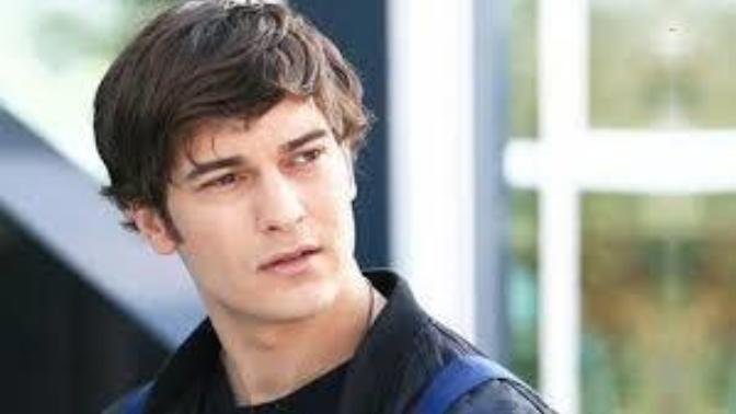 Kızlar, Çağatay Ulusoy Mu Yoksa Barış Arduç Mu?