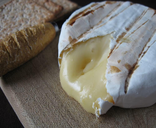 Camembert peynirinin tadına baktınız mı?