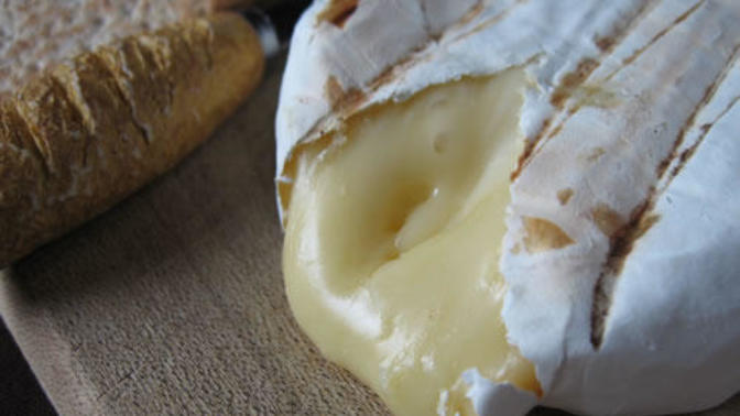 Camembert peynirinin tadına baktınız mı?