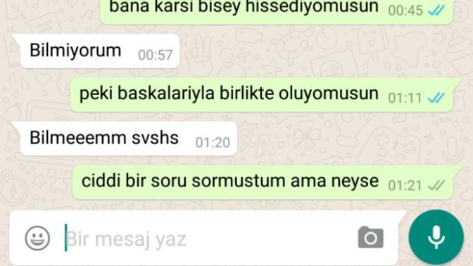 Bu nedir ya sizce komik mi yani niye boyle yazmis bizden  bir  bok olmazmi?
