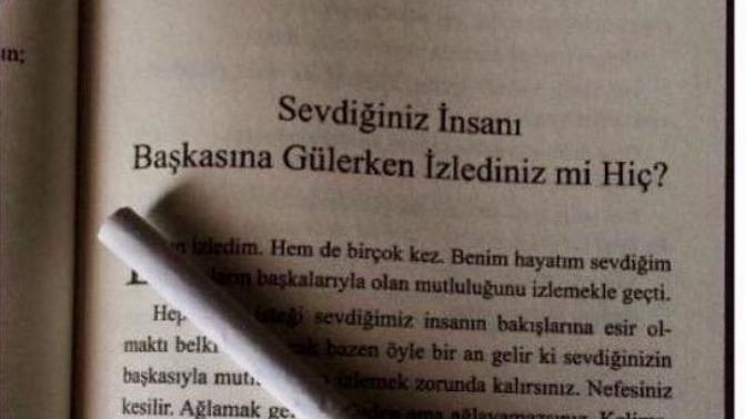Sevdiğiniz insanı başkasına gülerken izlediniz mi hiç?