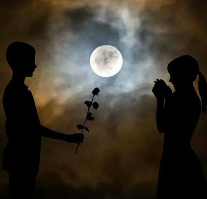 Beyler, neden hâlâ bir bayana çiçek almadınız🌹?