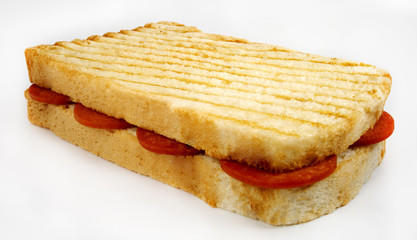 Kaşarlı Tost mu? Sucuklu Tost mu? Karışık Tost mu?