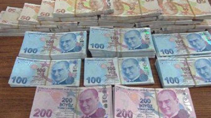 Kızlar, Bu kadar deste para verseler ısırırmıydınız?