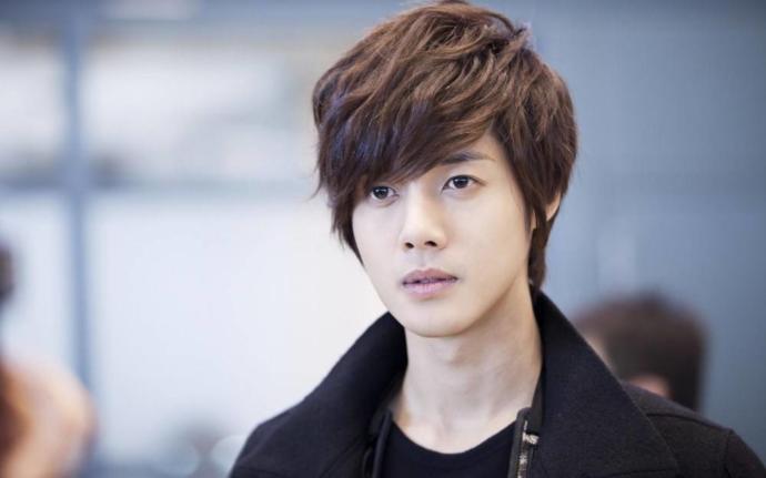 Kızlar, Kim Hyun Joong Mu Yoksa Barış Arduç Mu? Kim Hyun Joong Korenin En Yakışıklı Erkeği Ve Popüler Biliniyor?