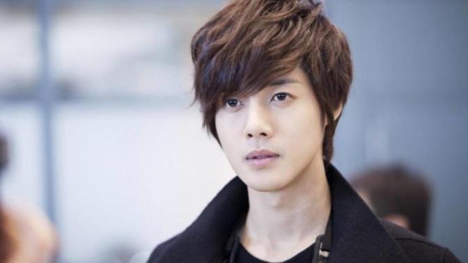 Kızlar, Kim Hyun Joong Mu Yoksa Barış Arduç Mu? Kim Hyun Joong Korenin En Yakışıklı Erkeği Ve Popüler Biliniyor?