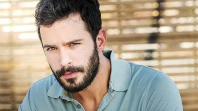 Dolgun suratli erkek mi ince yüz hattına sahip erkek mi daha seksi ve çekici?