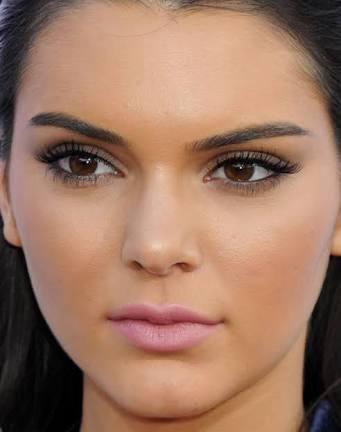 Kendall jenner esmer mi?