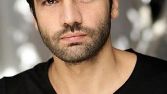 Kaan Urgancıoğlumu? Burak Özçivit mi? Hangisi Daha Yakışıklı?