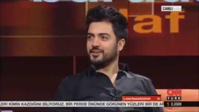 Yusuf Güney'in 14 dilde aksanlı taklit yapabildiğini biliyor muydunuz?